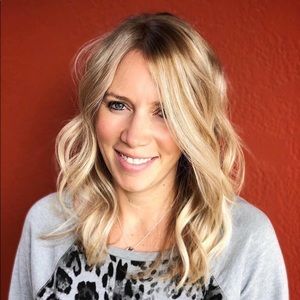 Meet your Posher, Louann